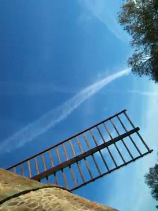 12/04/2011 Chemtrail Lamballe (Bretagne, France)