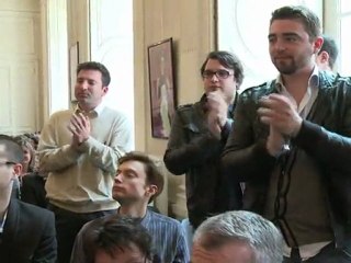 Les jeunes radicaux quittent l'UMP, Borloo les soutient