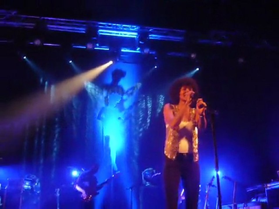 Ayo@Trianon - solo batterie