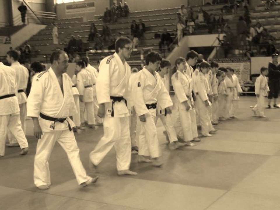 Judo Club Savinois - Tournois par équipe de Saintes 2011