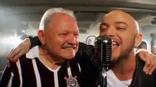 Big Team - O Hino do Corinthians em inglês, por Leandrade