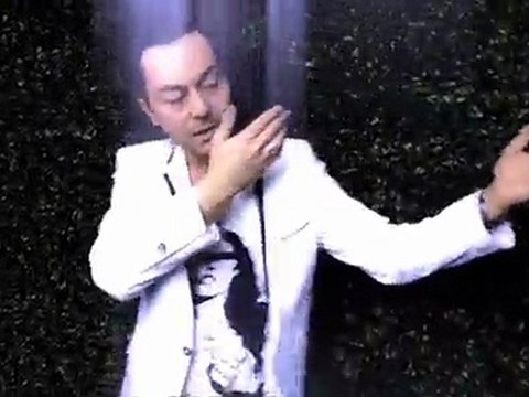 Serdar Ortac - KOLAYCA yeni klip 2011