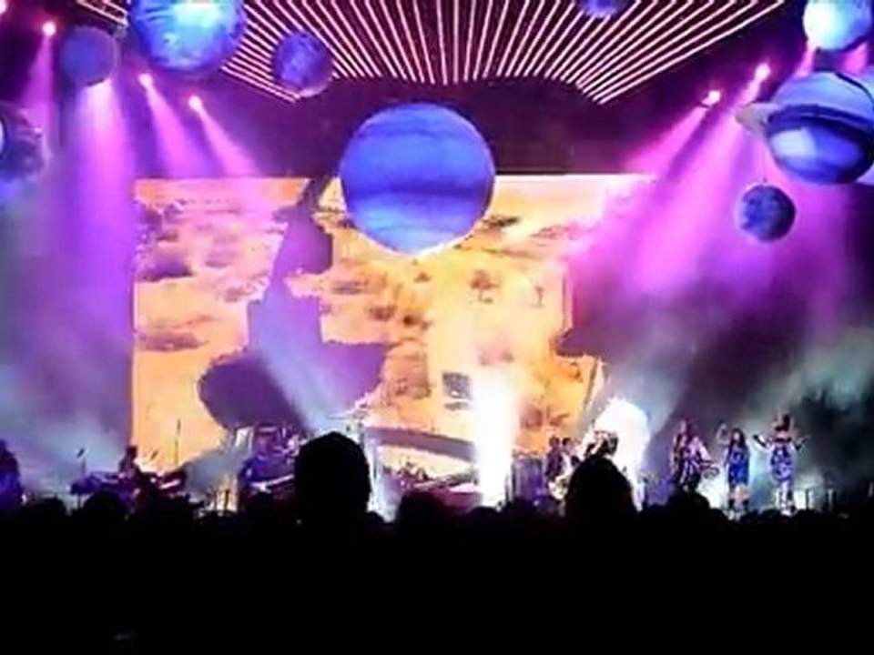 Jamiroquai - White Knuckle Ride (Live @ Rockhal Luxembourg 2011)