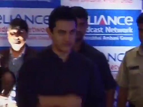 Perfect Trainer For Bollywood's Perfectionist Aamir Khan - Latest Bollywood News