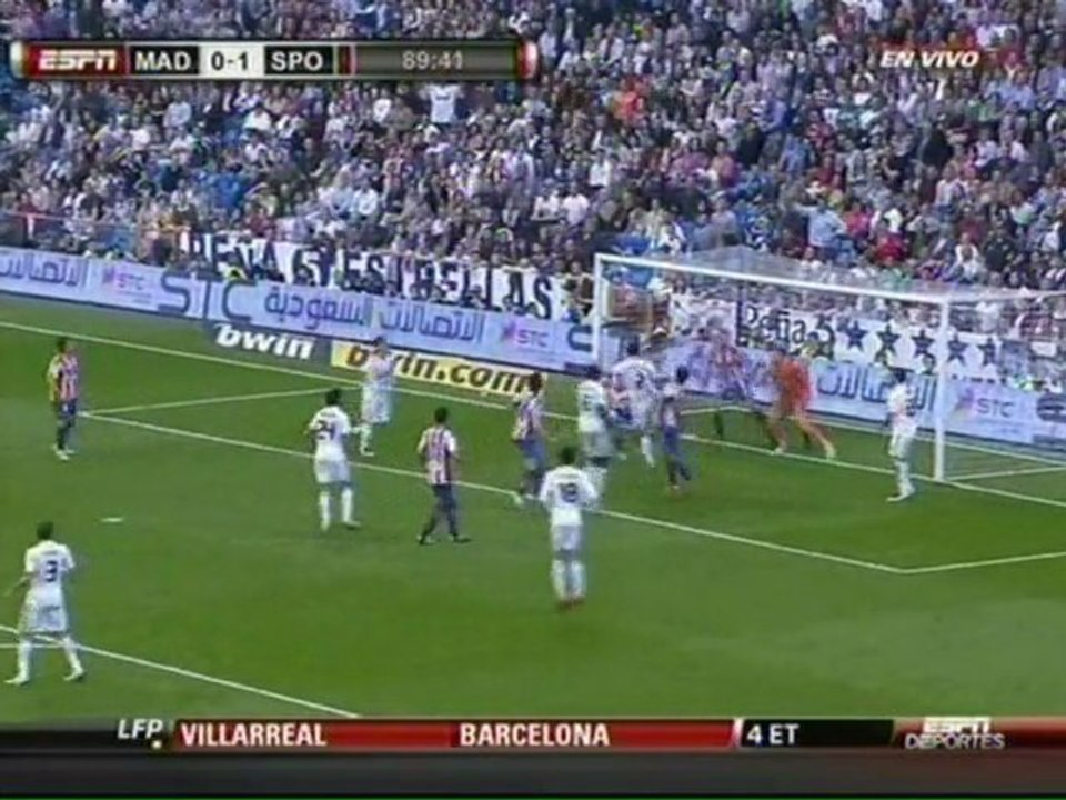 como real madrid perdio la liga 2011 gol de las cuevas