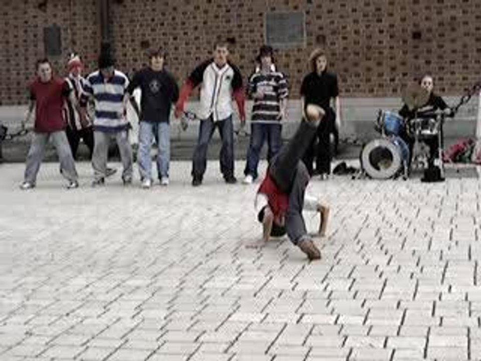 Breakdance sur la tête à Cracovie
