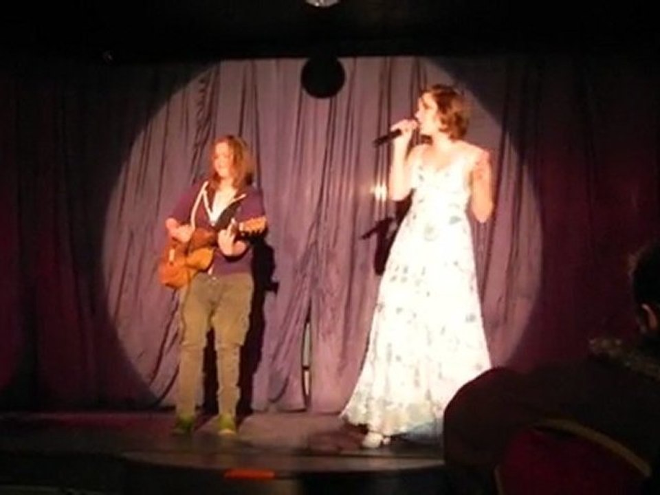 Un autre monde de téléphone- Bruxelles, le groupe The ChuckadOo.