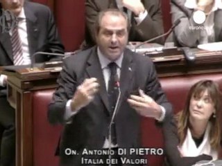 Les députés italiens adoptent un projet de loi...