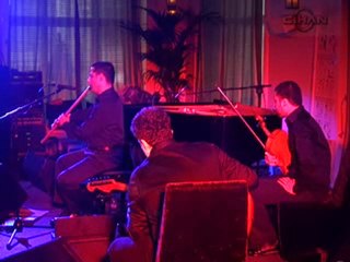 Ugurlu piyano ile Ruslar'a İstanbul’u anlatti