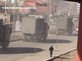 Yüksekova'ya askeri sevkıyat