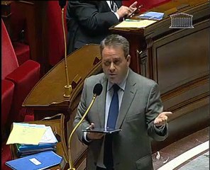 Xavier Bertrand et la tablette