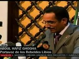 Rebeldes libios exigen salida de Gaddafi, para negociar