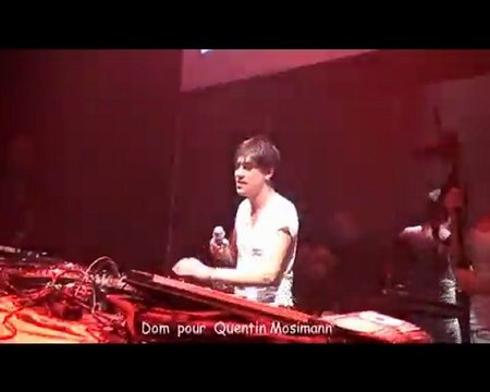 Quentin Mosimann - Velvet Club Allem.Les 2 sauts dans le public (Change Your Mind) 14.01.2011 @ Dom