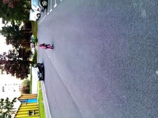 Lilia vélo sur 2 roues Avril 2011