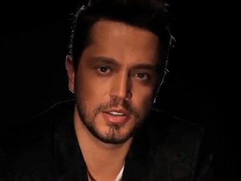 Murat Boz - Aşklarım Büyük Benden | Yeni Klip - 2011