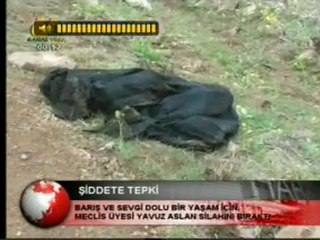 İL GENEL MECLİS ÜYESİ MEHMET YAVUZALAN SİLAHINI BIRAKTI