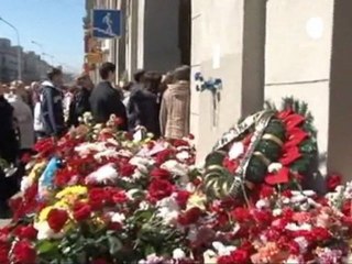 Les autorités du Bélarus interrogent cinq suspects...