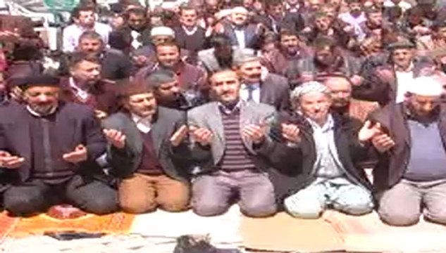 Gever'de 'Sivil Cuma namazı'