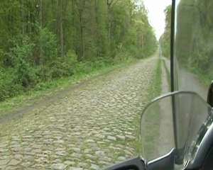 K1200LT LA TROUEE D'ARENBERG ROUTE DU PARIS ROUBAIX 2011