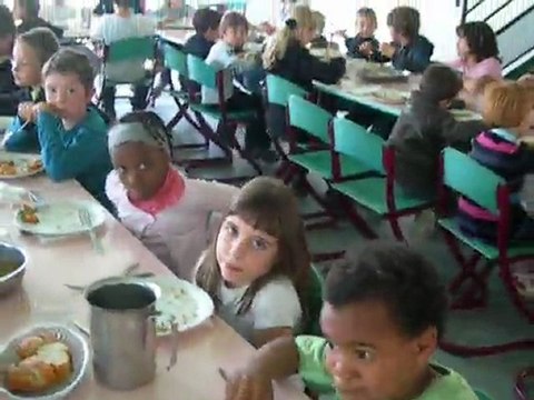 repas au centre de loisirs