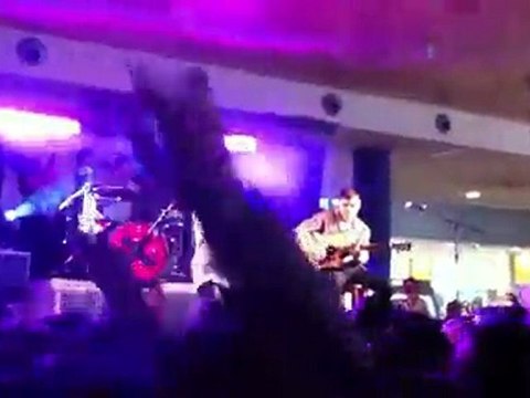 Angy Cantando Adiós el 25/03 en Itaroa