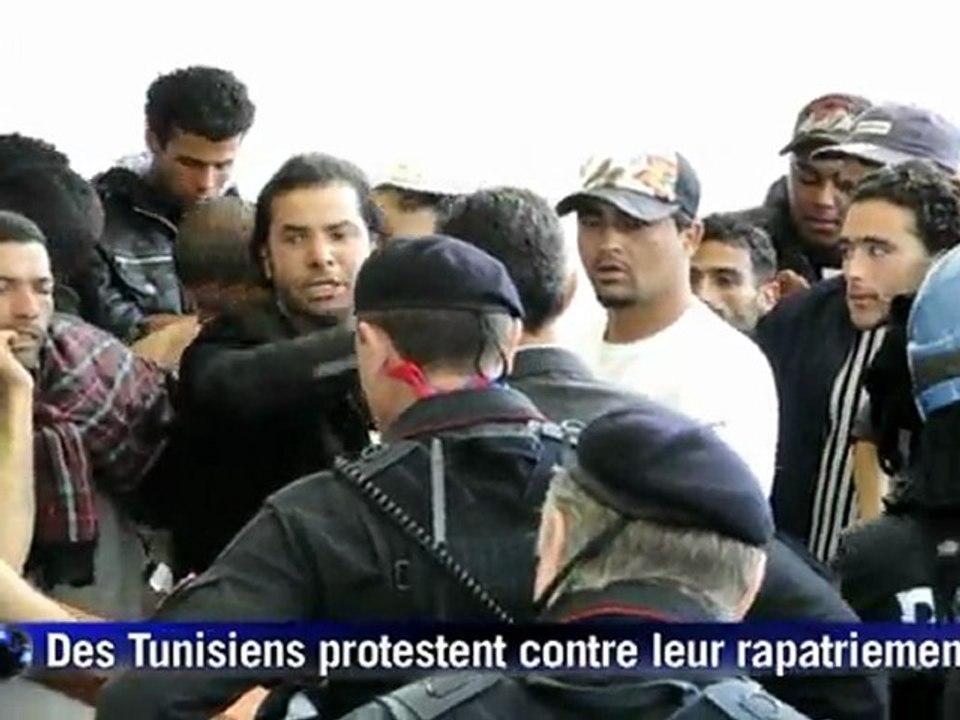 Lampedusa: des migrants tunisiens protestent contre leur rapatriement