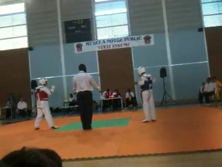 TAE KWON DO sebastien plastron bleu victoire 30 a 7