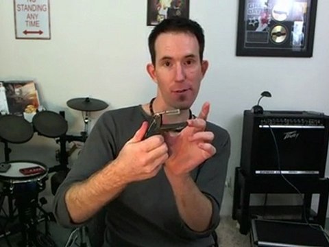 Which Sort Of Capo To Buy? Electric Guitar, Acoustic ...