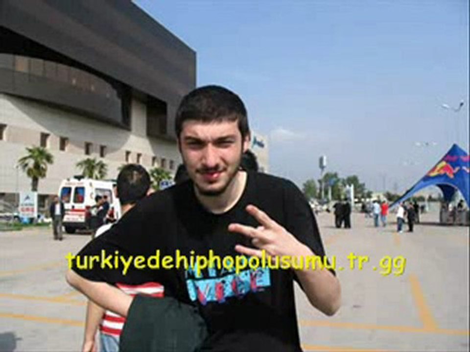 Sansar Salvo-Sokağa Döner