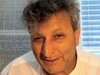 Ecrire, tailler, inciser, déchirer, dessiner, tracer ... écrire pour ne pas crier!