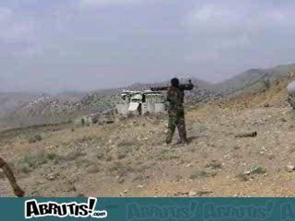 Recule avec ton Bazooka