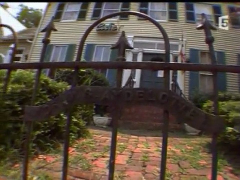 Aux frontières du surnaturel : Les fantômes 2/3