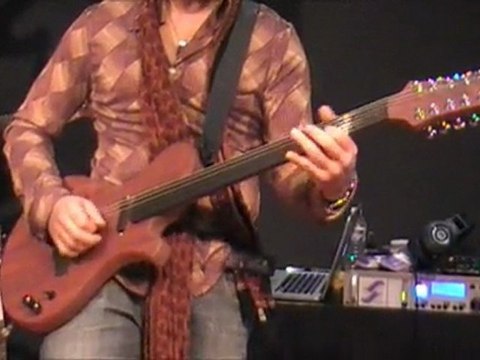 Ihâb Radwan shows PMC Byblos electric Elmwood Modena & Two Notes (RMC Wah)