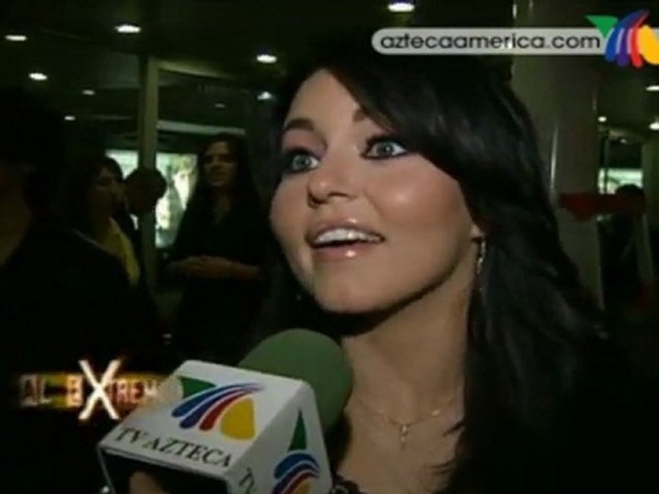 Angelique Boyer responde rumores