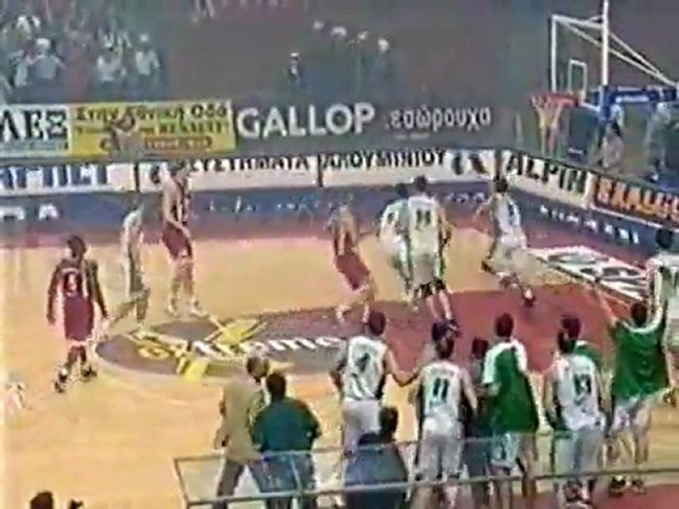 1998-99: Ολυμπιακός-Παναθηναϊκός 53-62