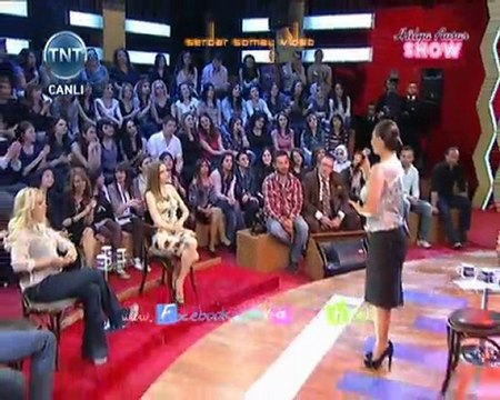 Hulya Avsar canli mazideki aşk - unuttun beni zalim