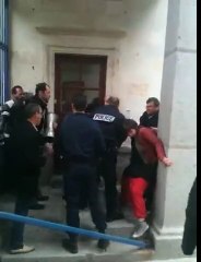 Intrusion citoyenne à Laval (53) lors d'une réunion du CDEN (carte scolaire 53)