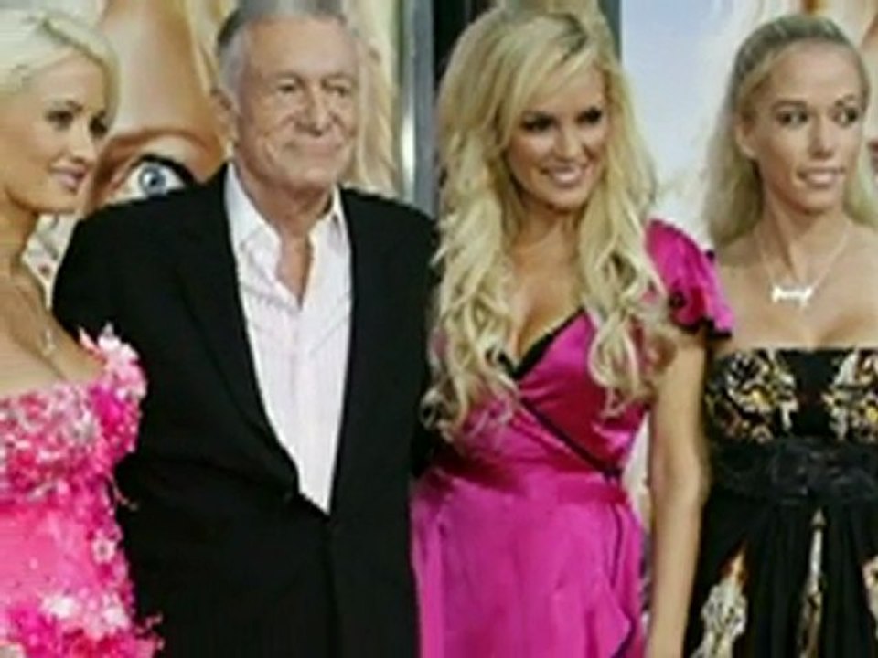 Kendra gets invite to Hugh Hefner's wedding