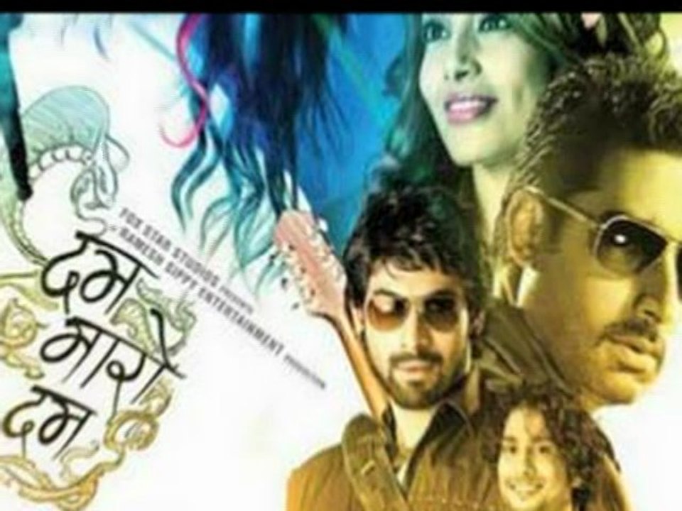 Senior Bipasha Basu Insecured By Junior Deepika Padukone – Hot Bollywood Gossip