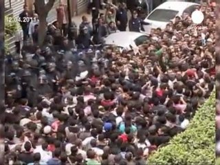 Buteflika anuncia reformas constitucionales sin plazos