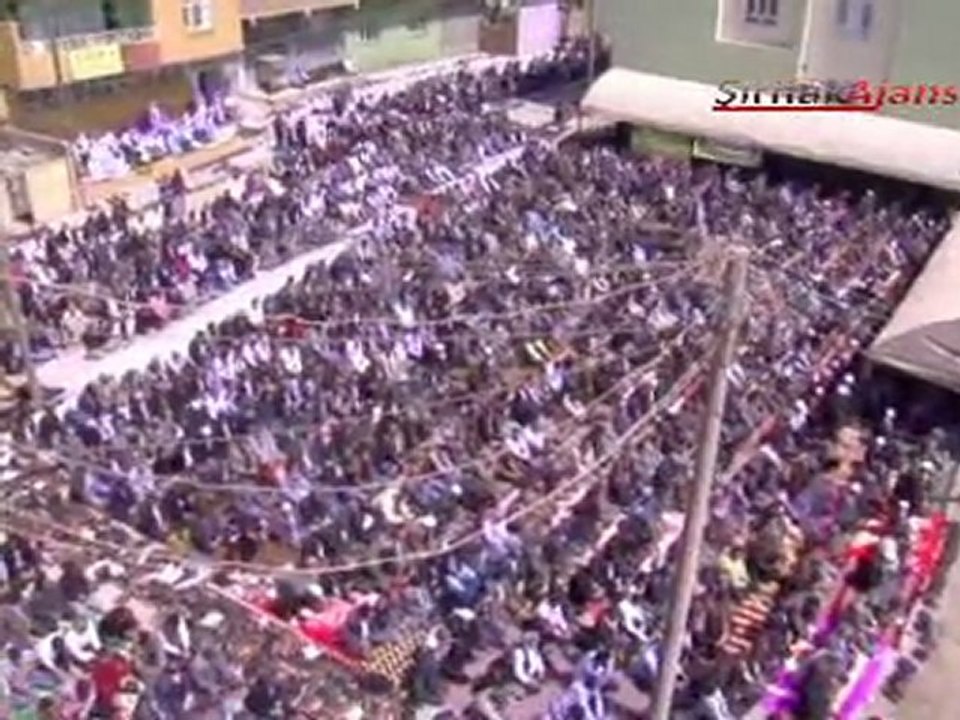 SİVİL İTAATSİZ HUTBEYE YOĞUN KATILIM1