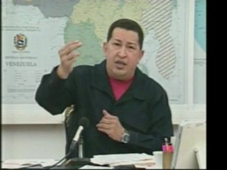 Chávez anuncia aumneto del salario mínimo en dos partes