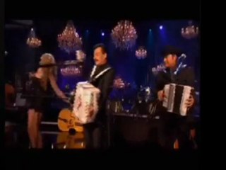 Golpes en el corazon feat Paulina Rubio video completo