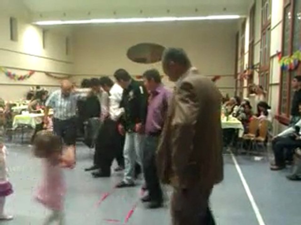 Gülhüyüklüler Almanya 2011 Halay