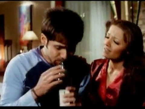Tere Ishq Mein Jag Choota - Bollywood Song - Emraan Hashmi & Celina Jaitley - Jawani Diwani