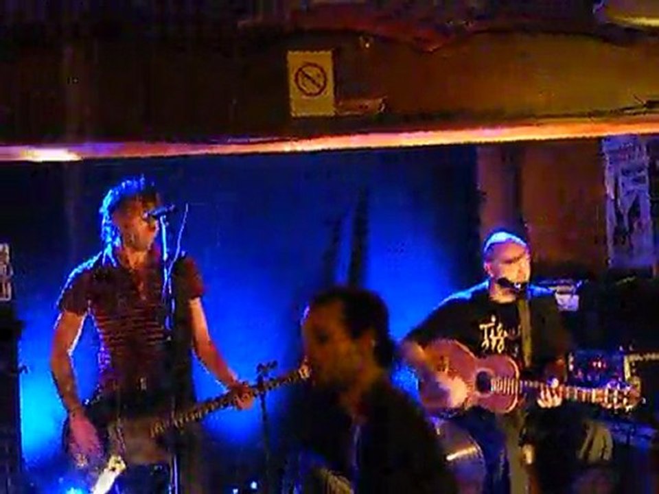 LE PIED DE LA POMPE au Roger's Café 2009