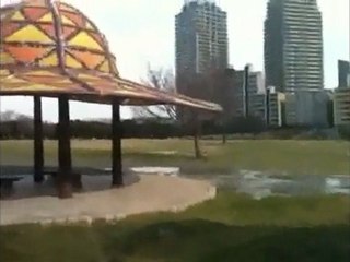 La ville de Makuhari, au Japon, disparaît sous l'eau  liquéfaction terre nature étrange pouvoir devenir actu mondial