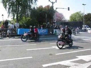 Le départ des Deux litres du Mans.