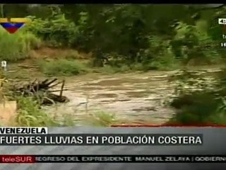 Puente cae por intensas lluvias en Venezuela