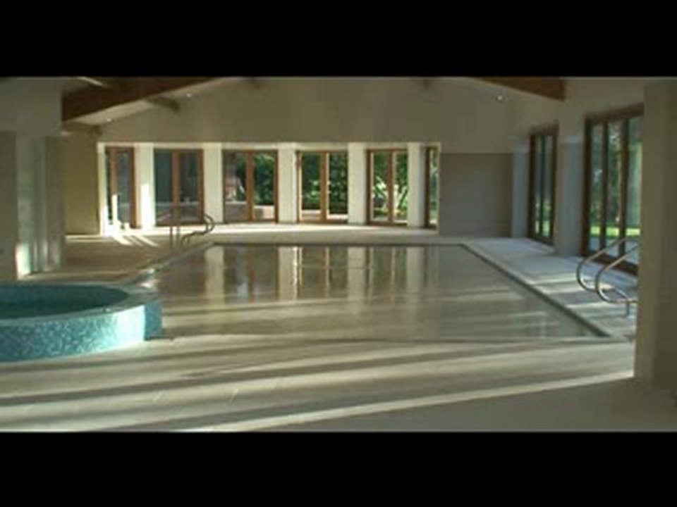 Hydrofloors : fond et mur mobiles de piscines